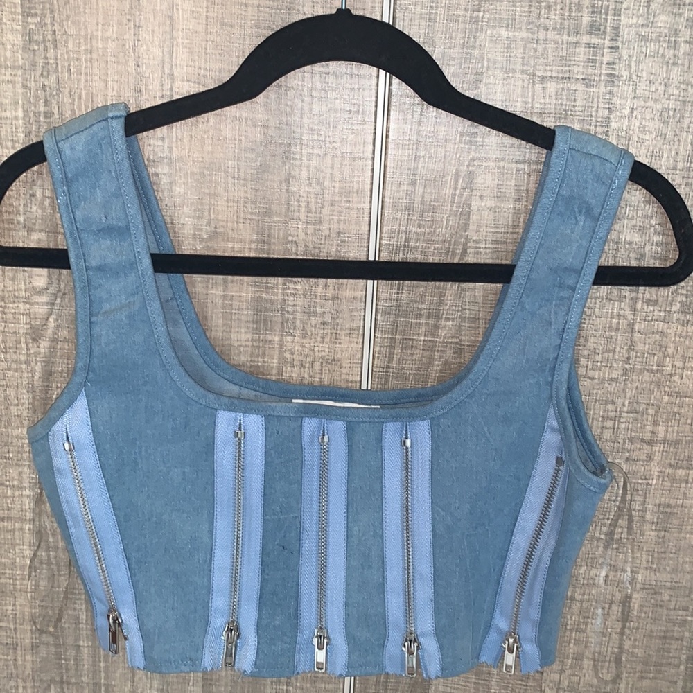 HOT & DELICIOUS CROSS THE LINE ZIPPER TOP - Picture 6 of 12